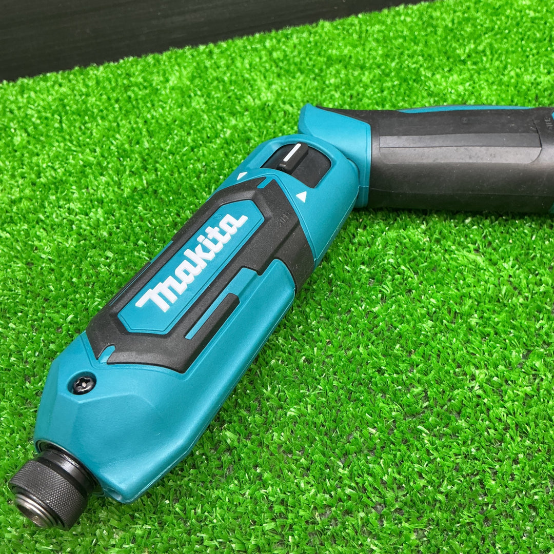 【未使用品】マキタ(makita) コードレスペンインパクトドライバー TD022DSHX【電材館越谷店】