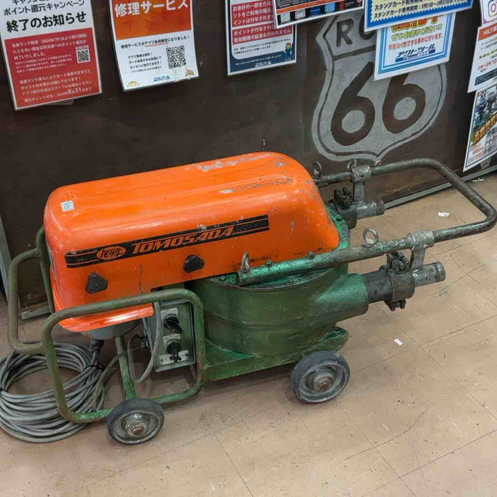 【店頭受取り限定】友定 ミニペット モルタルポンプ 型式不明 ホース ホッパー付き 100V200V兼用【草加店】