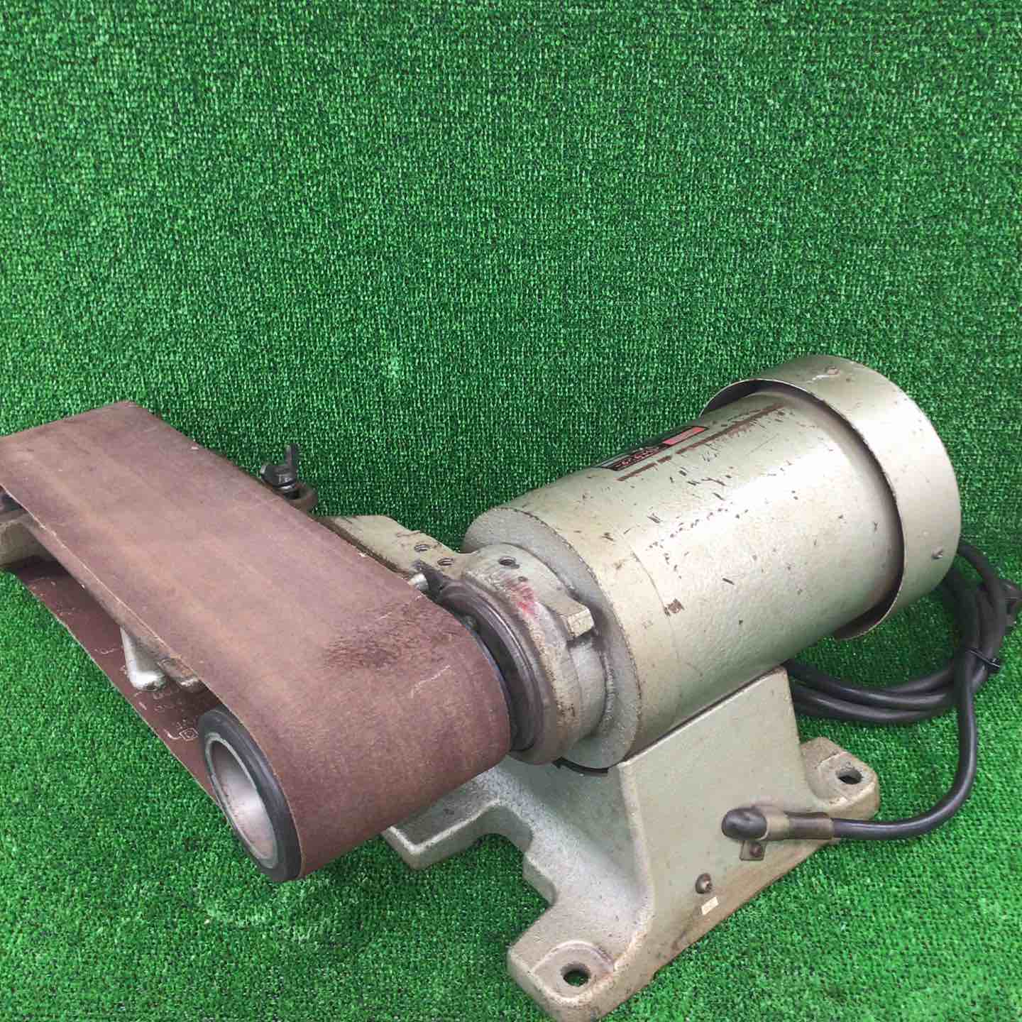 【中古】リョービ　ベルトサンダー　B-4000T　本体のみ【ハンズクラフト熊本けやき通り店】 RYOBIリョービ・ベルトサンダー・B-4000T・ベルト寸法100mm×915mm