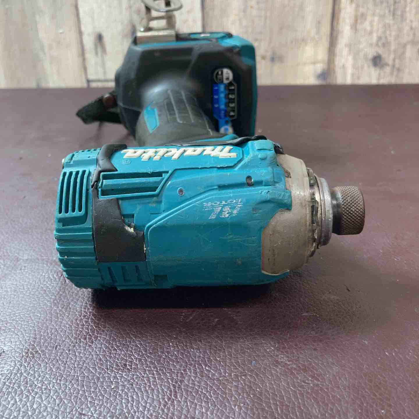 中古品】 マキタ(makita) コードレスインパクトドライバー TD001GZ