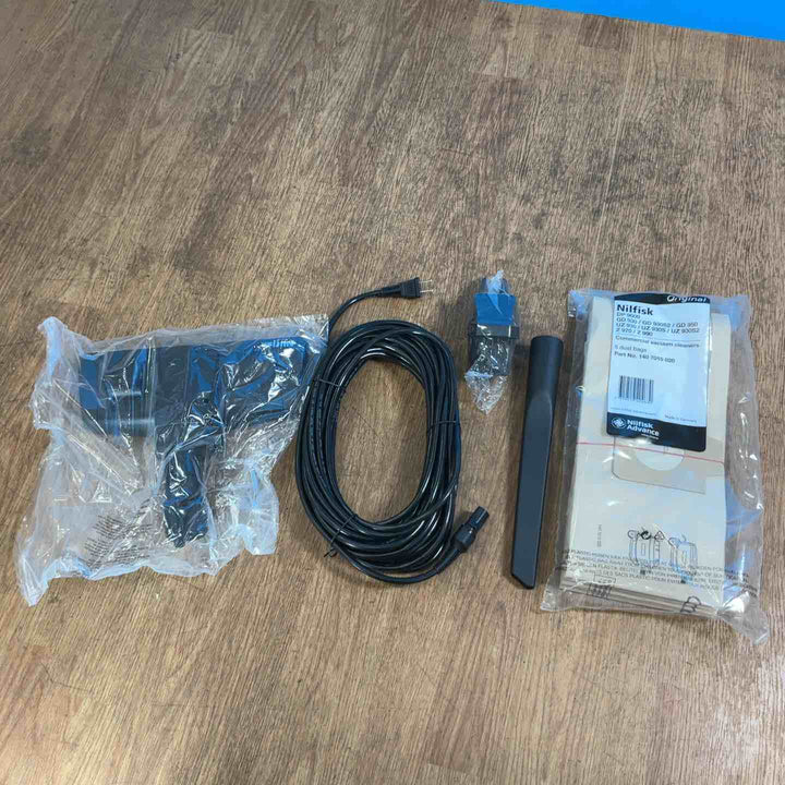 ニルフィスク(Nilfisk)業務用掃除機(アスベス対応)  GD930 PRO S2 HEP ≪予備ペーパーバッグ付き！≫【岩槻店】