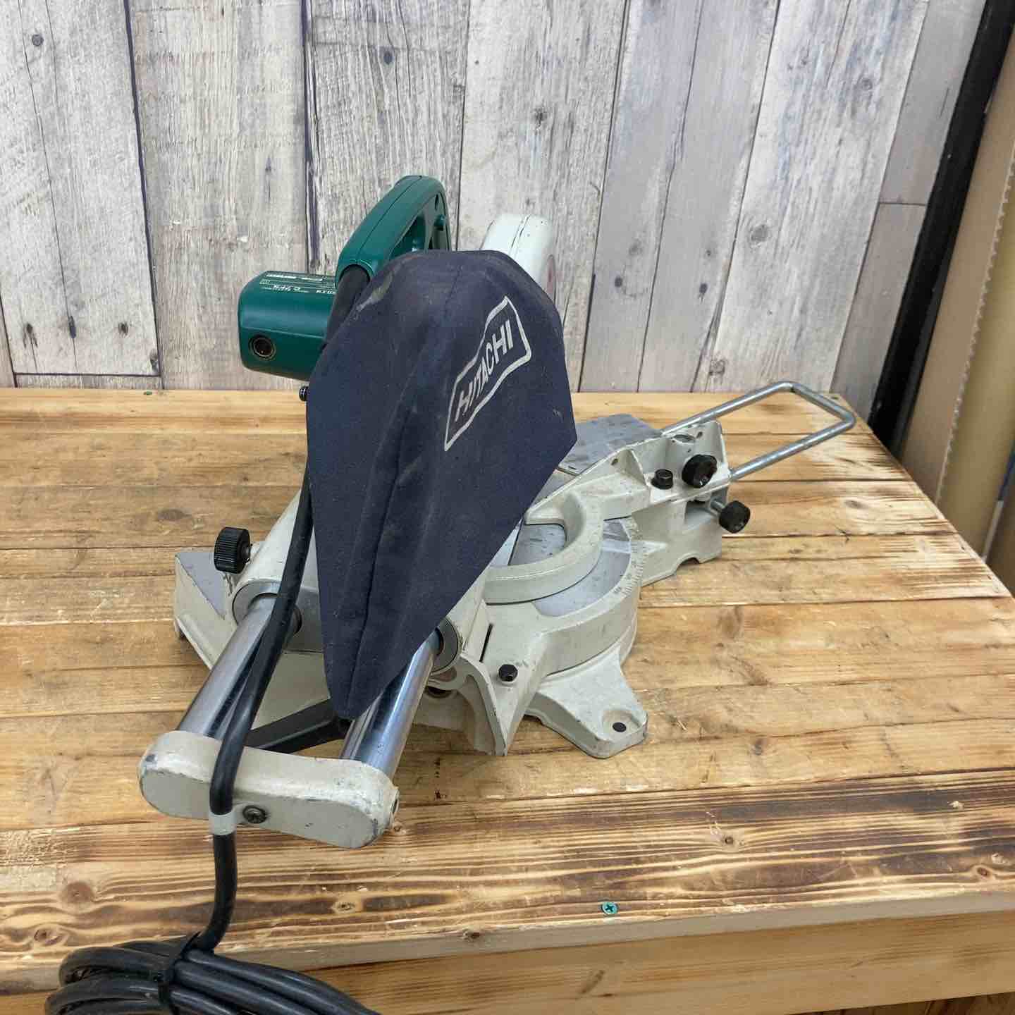 日立 卓上スライド丸のこ HITACHI C7FS クロスカットソー 【公式通販】 日立 卓上スライド丸のこ HITACHI C7FS クロスカットソー 【公式通販】