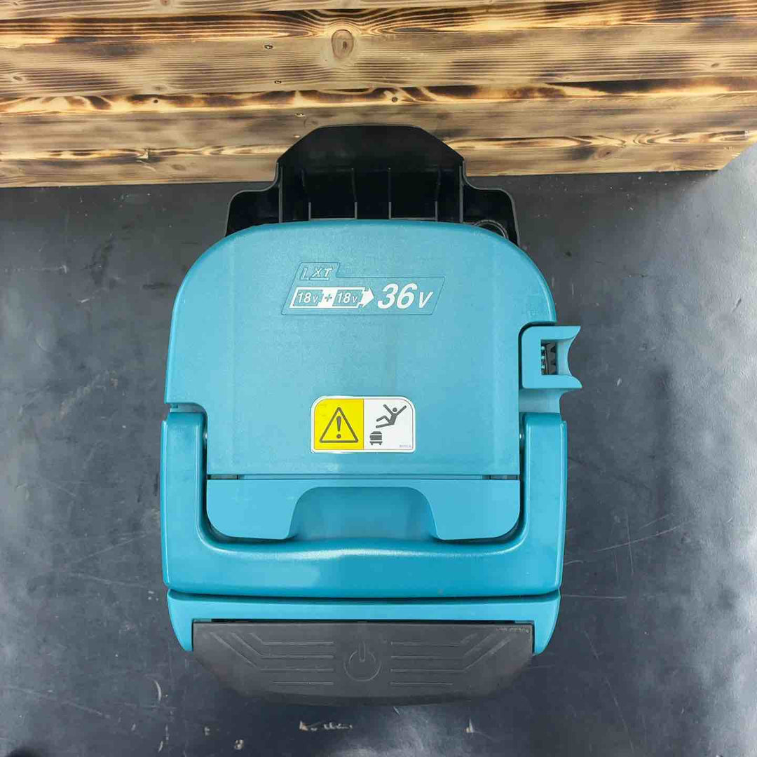 マキタ(makita) 粉じん専用 コードレス集じん機 VC867DZ【藤沢店】