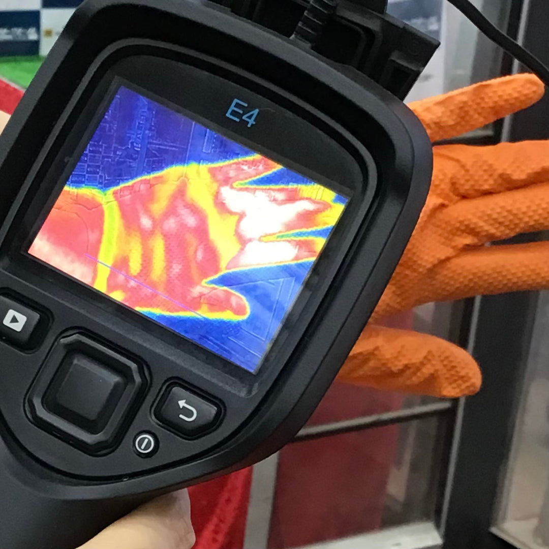 【中古美品】FLIR 赤外線サーモグラフィーカメラ　E4　【草加店】