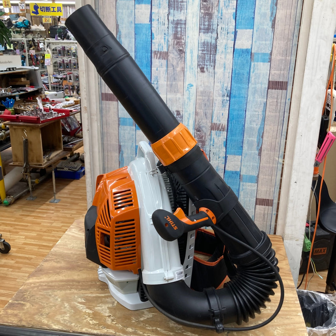 【中古品 / 店頭受取り限定】スチール/STIHL 背負い式エンジンブロワ BR800C-E 混合燃料【柏店】