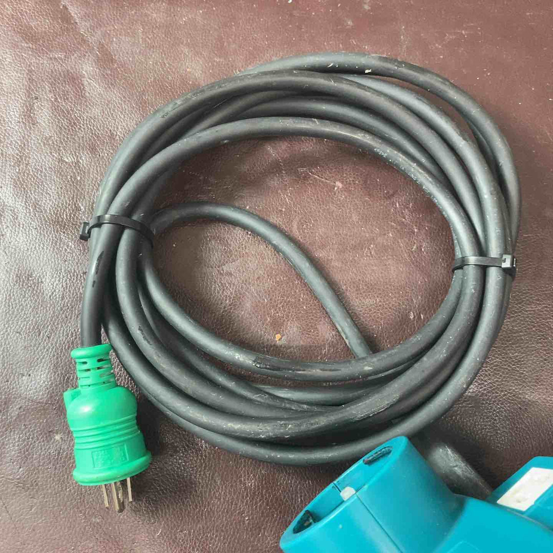 【中古品】★マキタ(makita) 小型集じん機 乾式 450(P)【東大和店】