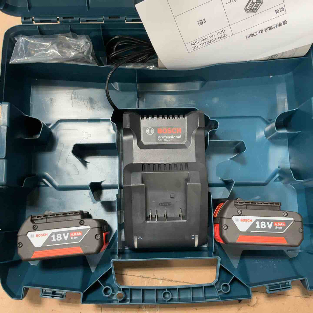 ◇ボッシュ(BOSCH) コードレスインパクトドライバー(GDR18V-200H) + コードレス振動ドライバードリル(GSB18V-55) コンボキット GDR18V200GSBN 青【草加店】
