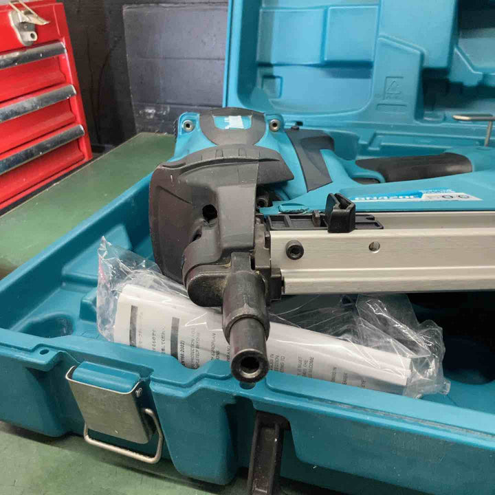 ★マキタ(makita) コードレスコンクリート用ガスピン打ち機 GN420C【戸田店】