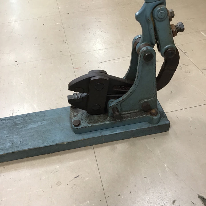 【中古品】FUJI ハンドプレッサー(スリーブかしめ機 床置きタイプ)【草加店】