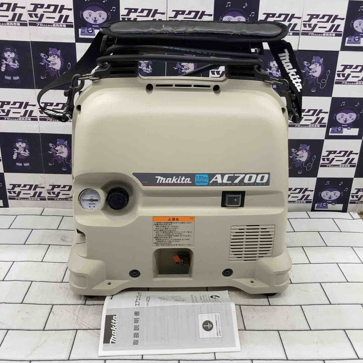 ★マキタ(makita) エアコンプレッサー AC700【所沢店】