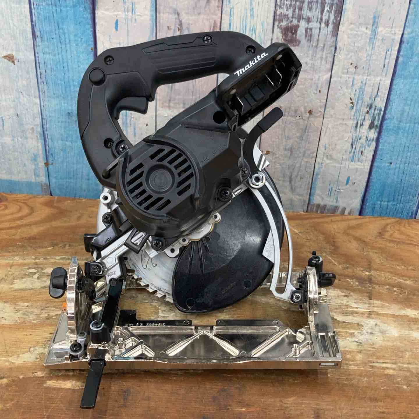 マキタ18V165mmマルノコ HS631DRGXB バッテリ×2 充電器×1makita マキタ18V165mmマルノコ HS631DRGXB バッテリ×2 充電器×1makita