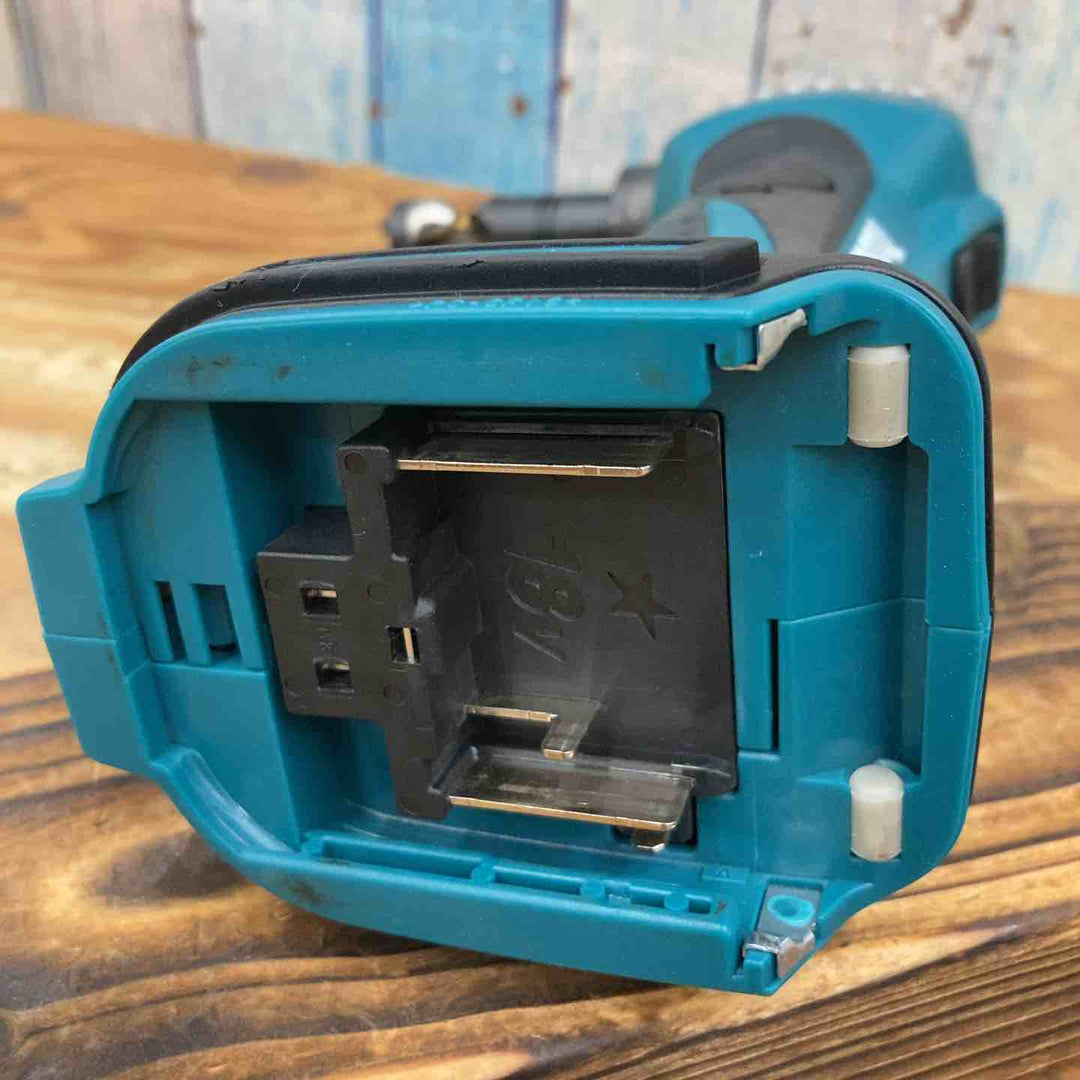 送料無料【中古品】マキタ(makita) コードレスニブラ JN161DRF 1.6mm 18V フルセット バッテリー、充電器付き【柏店】