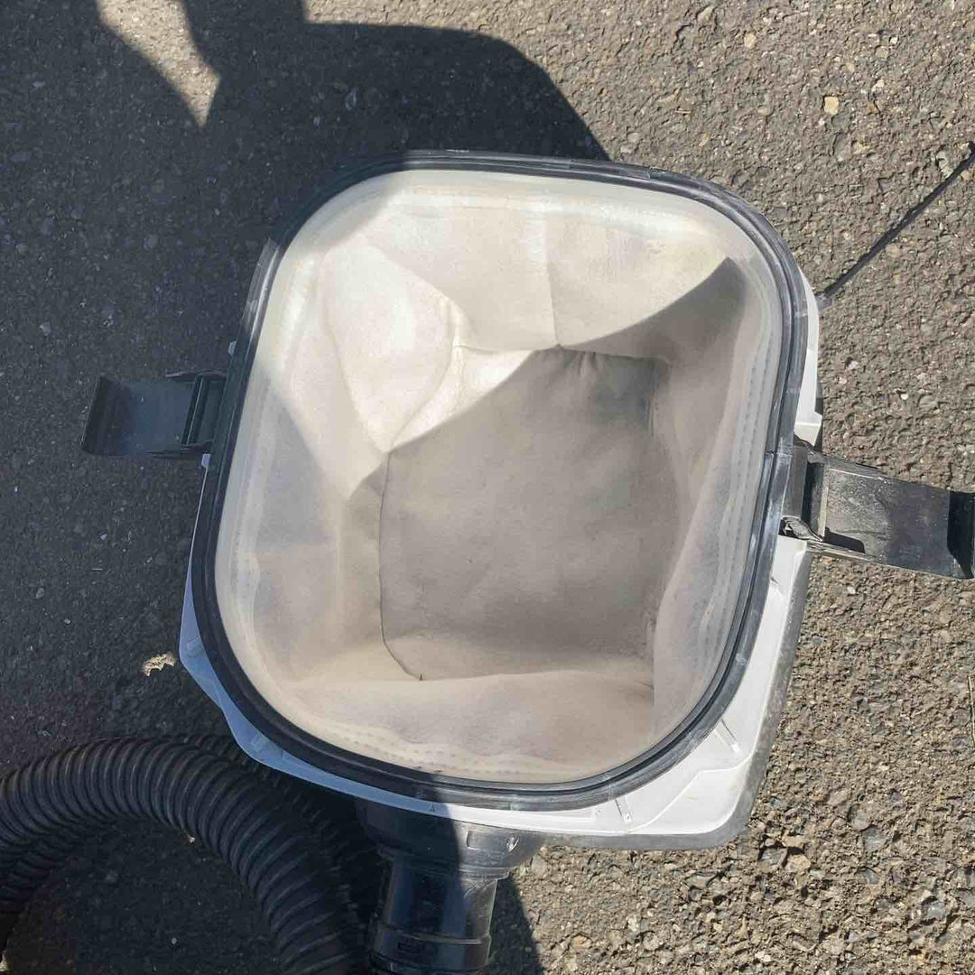 ◇マキタ(makita)  集じん機 M442【町田店】