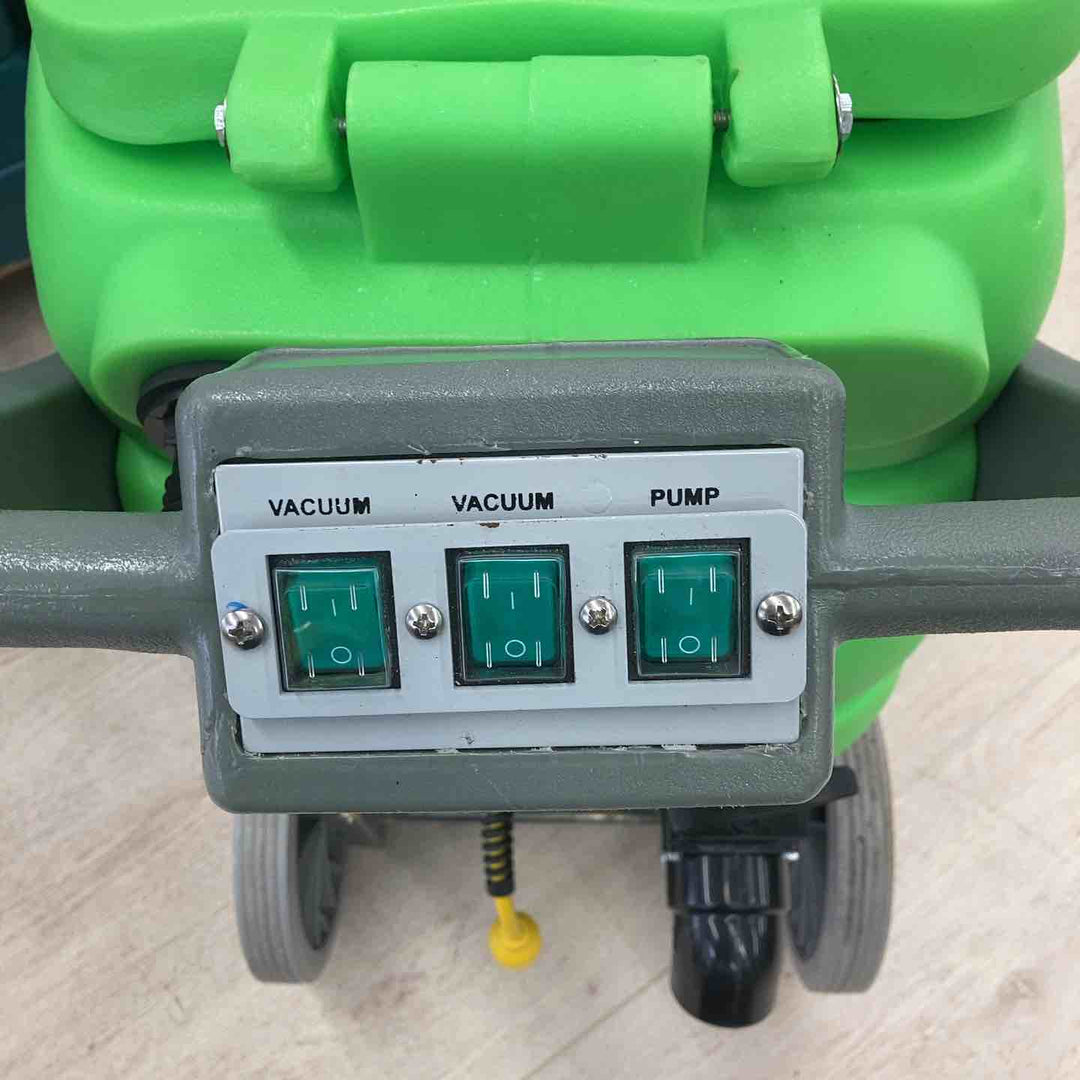 【店頭受取り限定】蔵王産業 業務用 カーペットリンスクリーナー スーパーリンサー　302C　※噴出圧力400PSI【川越店】