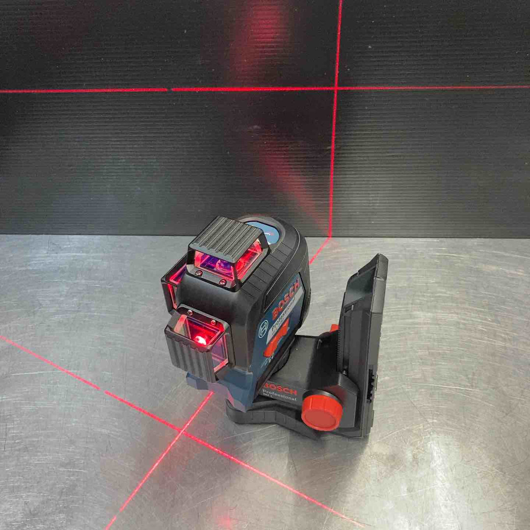 【中古美品】 ボッシュ(BOSCH) 360° レッドレーザー墨出し器 GLL3-80NKIT型 受光器・三脚BT150付き 未使用長期保管品 【東大和店】