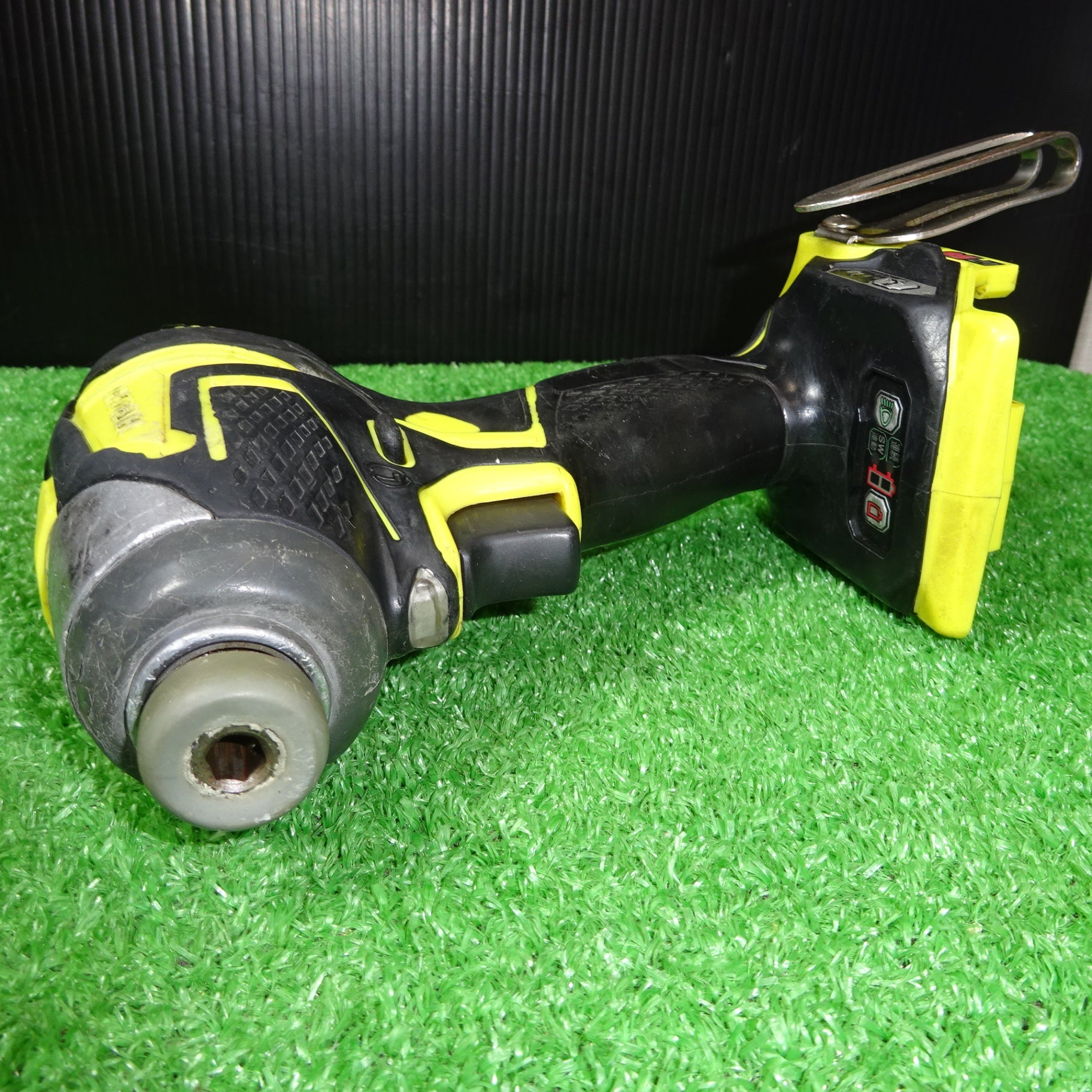 新品 日立 HITACHI インパクトドライバー WH 18DDL 2LLCK 新品 日立 HITACHI インパクトドライバー WH 18DDL 2LLCK