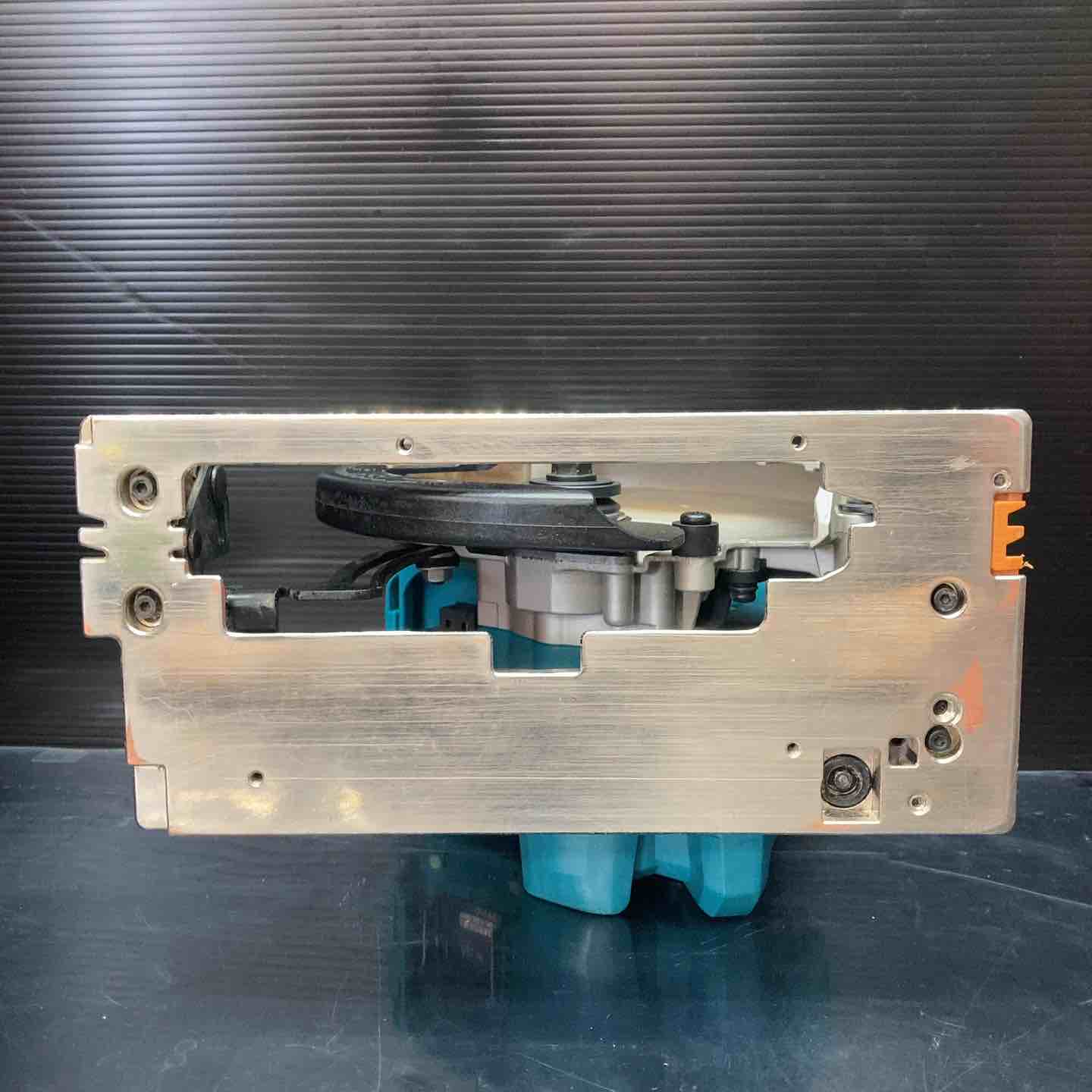 ☆マキタ(makita) コードレス丸のこ HS610DRGX フルセット品【川越店