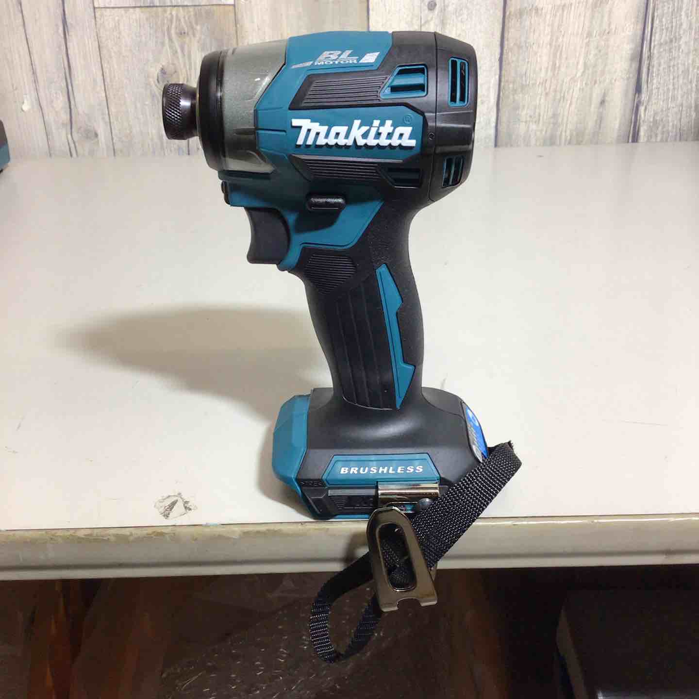 SK11 14.4V充電インパクトドライバ 型番:SID-144V-RLP 【フライズ佐賀 