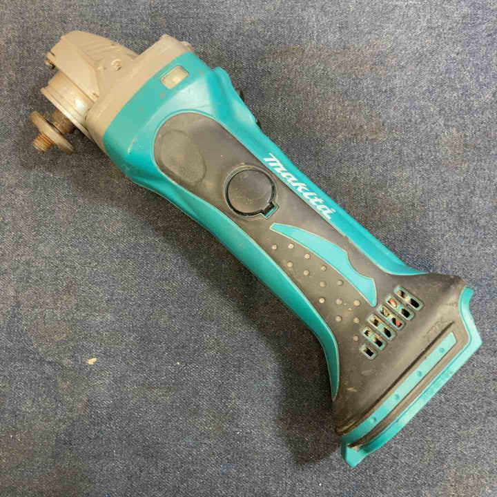 ☆マキタ(makita) 100mmコードレスディスクグラインダー GA400DZ【八潮店】