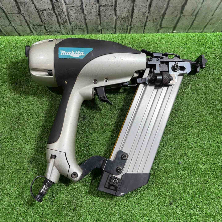 ◇マキタ(makita) 常圧フロア用ブラッド釘打 AF634S【川口店】