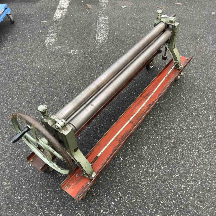 【店頭受取り限定】メーカー・型式不明 手動式三本ロールベンダー ロール幅約1000mm【岩槻店】