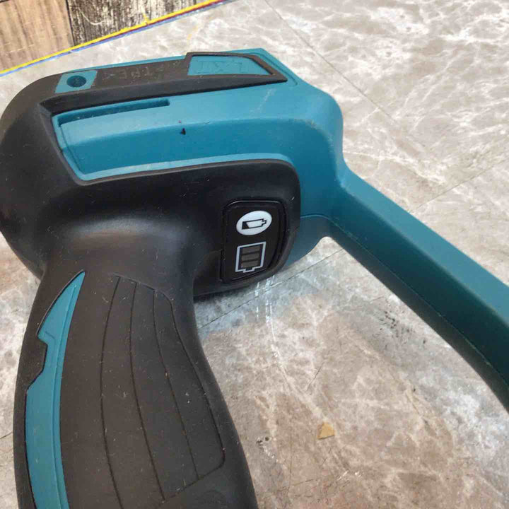 ★マキタ(makita) コードレスボードカッタ SD180DRGX【八潮店】
