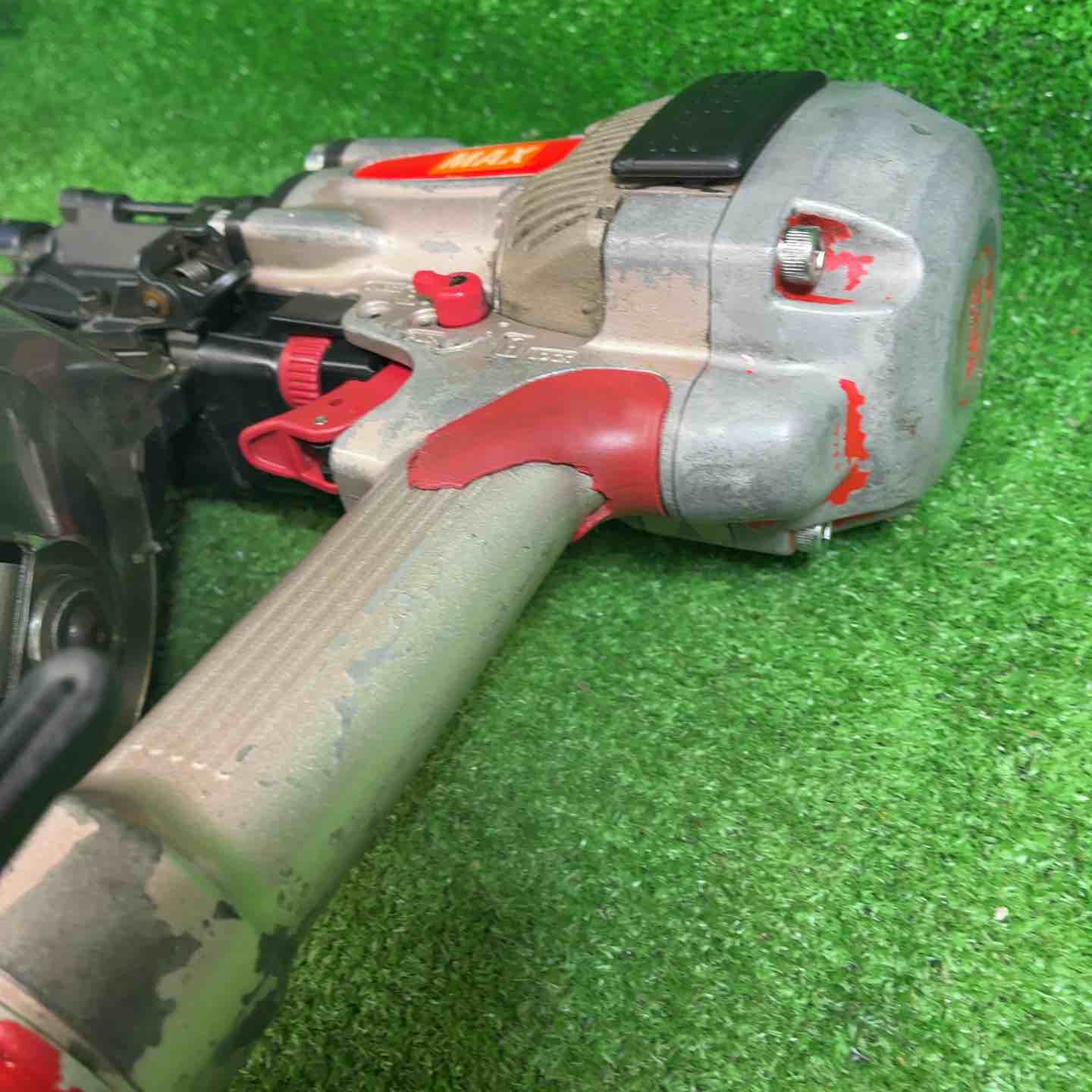 中古品】 マックス(MAX) 高圧エア釘打ち機 HN-75N1 【藤沢店