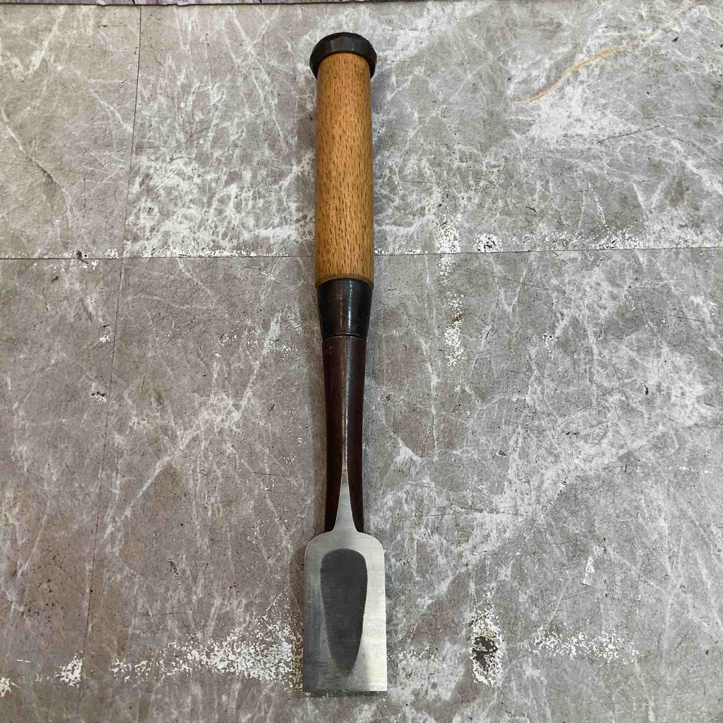 【中古品 美品】◇鑿 のみ 清忠 叩き鑿 30㎜ 1寸 鉋 かんな【八潮店】 中古品 美品】◇鑿 のみ 清忠 叩き鑿 30㎜ 1寸 鉋 かんな【八潮店