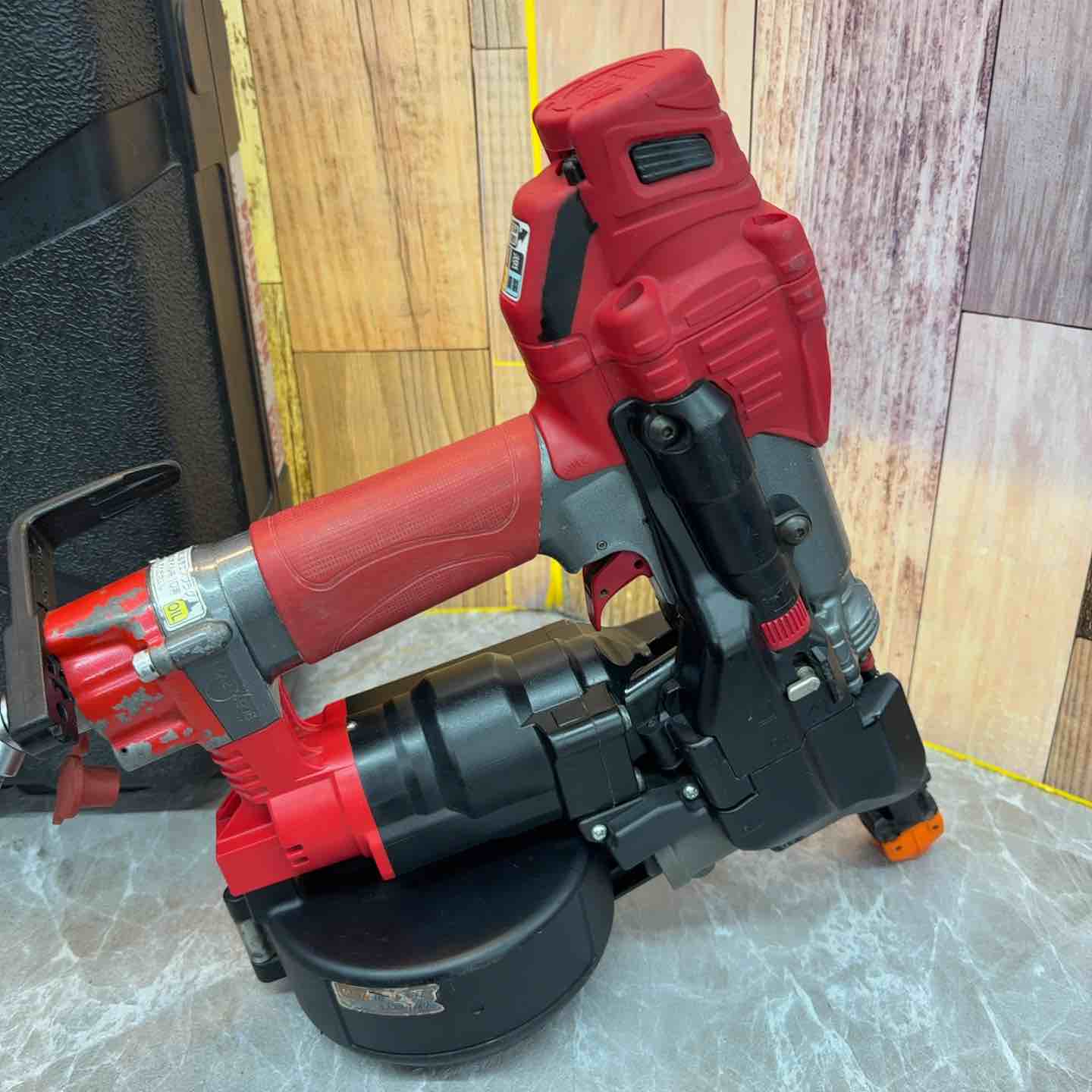 ☆マックス(MAX) 高圧エアネジ打ち機 HV-R41G4【八潮店】 – アクト