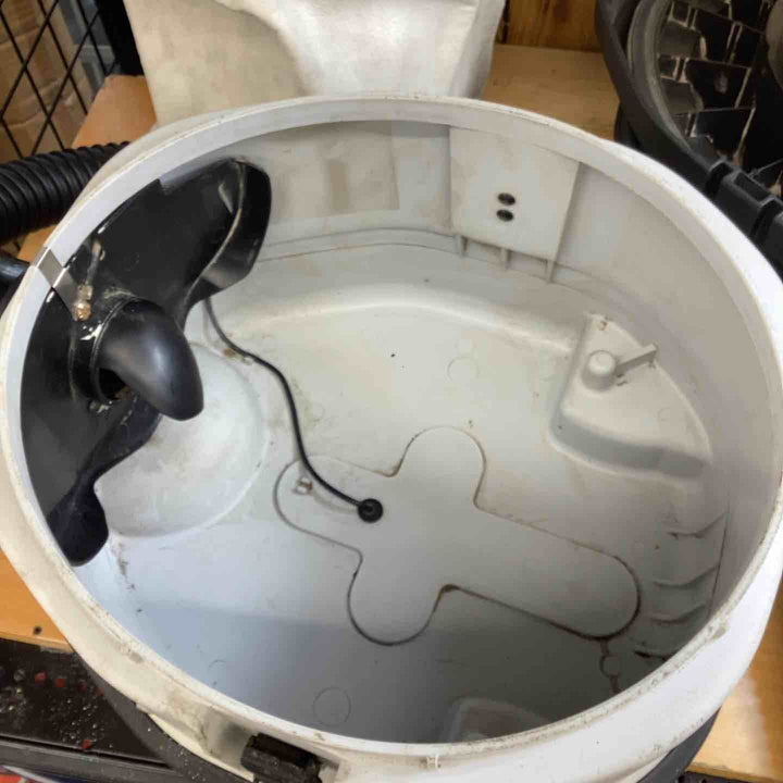 ☆マキタ(makita) 集じん機 481(P) ホース付き【越谷店】