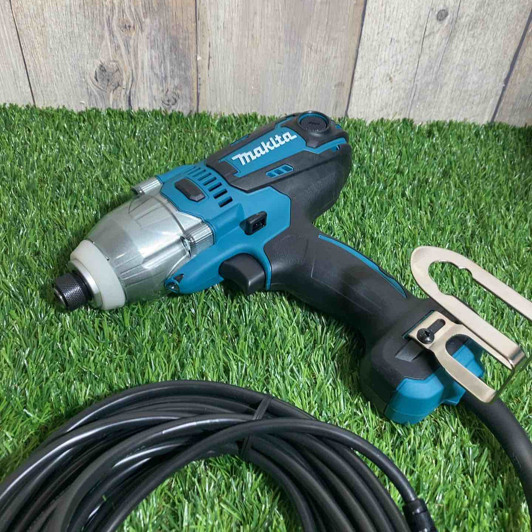 ☆マキタ(makita) インパクトドライバ TD0220【戸田店】