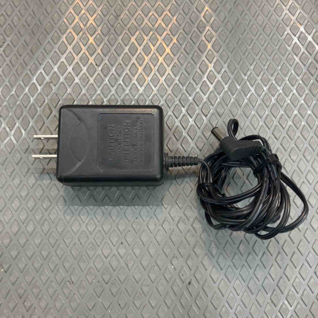 【中古品】リズム(RIZUMU) グリーンレーザー墨出し器 ロボライン CP-S38G【所沢店】