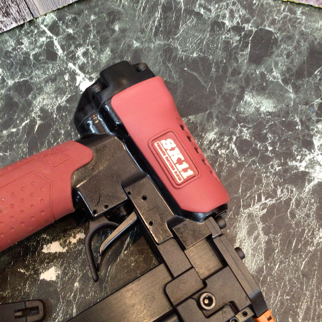 〇SK11 エアピン釘打機 釘足長 12~35mm P35 SA-P35-Z1【八潮店】