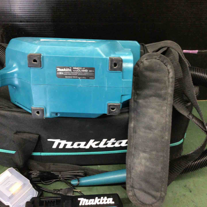 ☆マキタ(makita) コードレスクリーナ CL184DRF【戸田店】