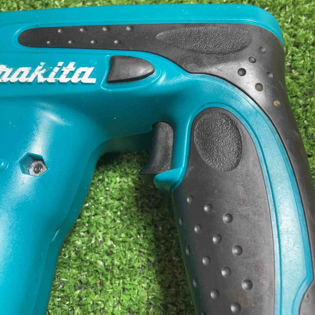 ☆マキタ(makita) コードレスタッカ ST420DZK【川崎店】