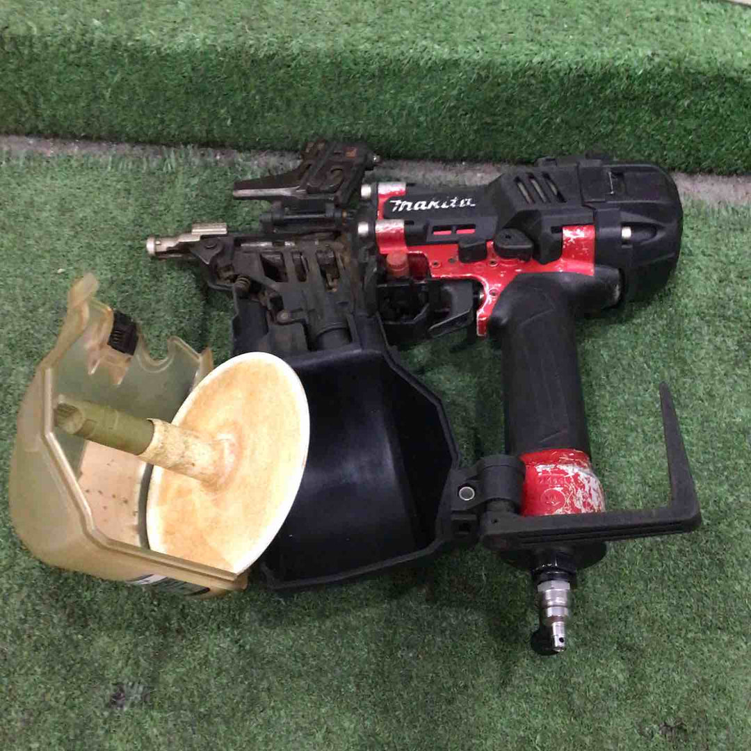 ★マキタ(makita) 高圧エア釘打ち機 AN636H 動作確認済【川口店】
