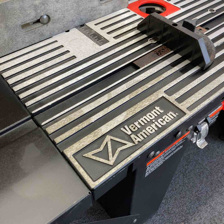 【店頭受取り限定】◇マキタ(makita) 電子ルータ 3612C  ルータースタンド付き【柏店】