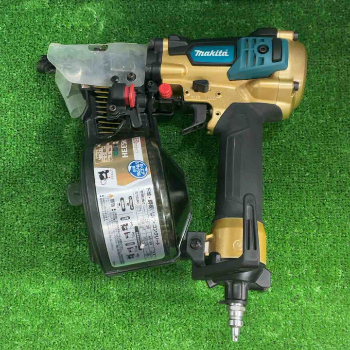 マキタ makita 50mm 高圧エア釘打ち機 エアダスタ付 ゴールド AN533HSP1【草加店】