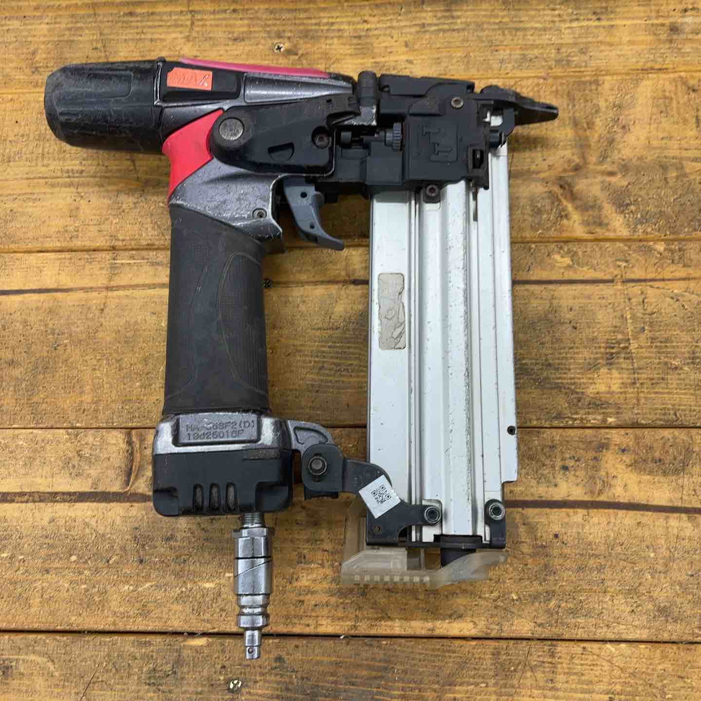 中古品】マックス(MAX) 高圧フィニッシュネイラ HA-55SF2(D)【所沢店 中古品】マックス(MAX) 高圧フィニッシュネイラ HA-55SF2(D)【所沢店