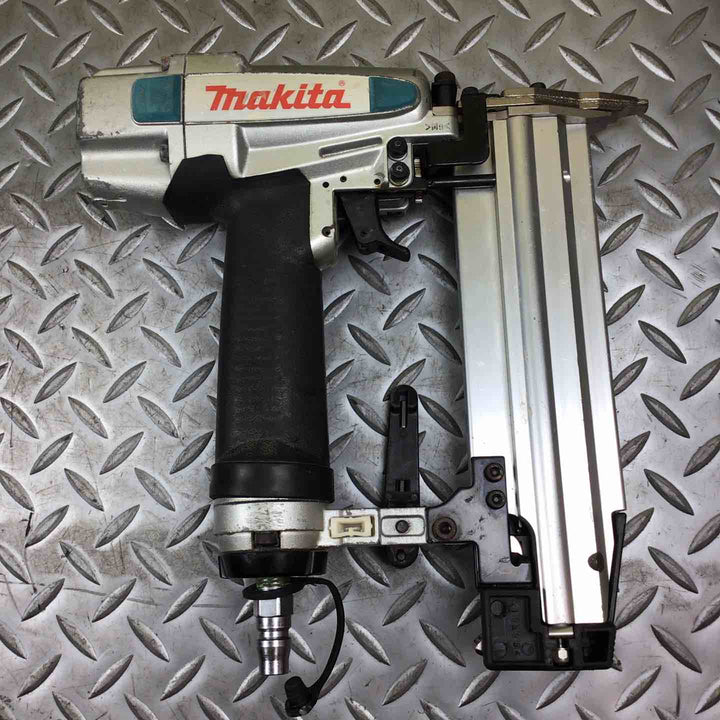★マキタ(makita) 常圧フィニッシュネイラ AF502N【川崎店】