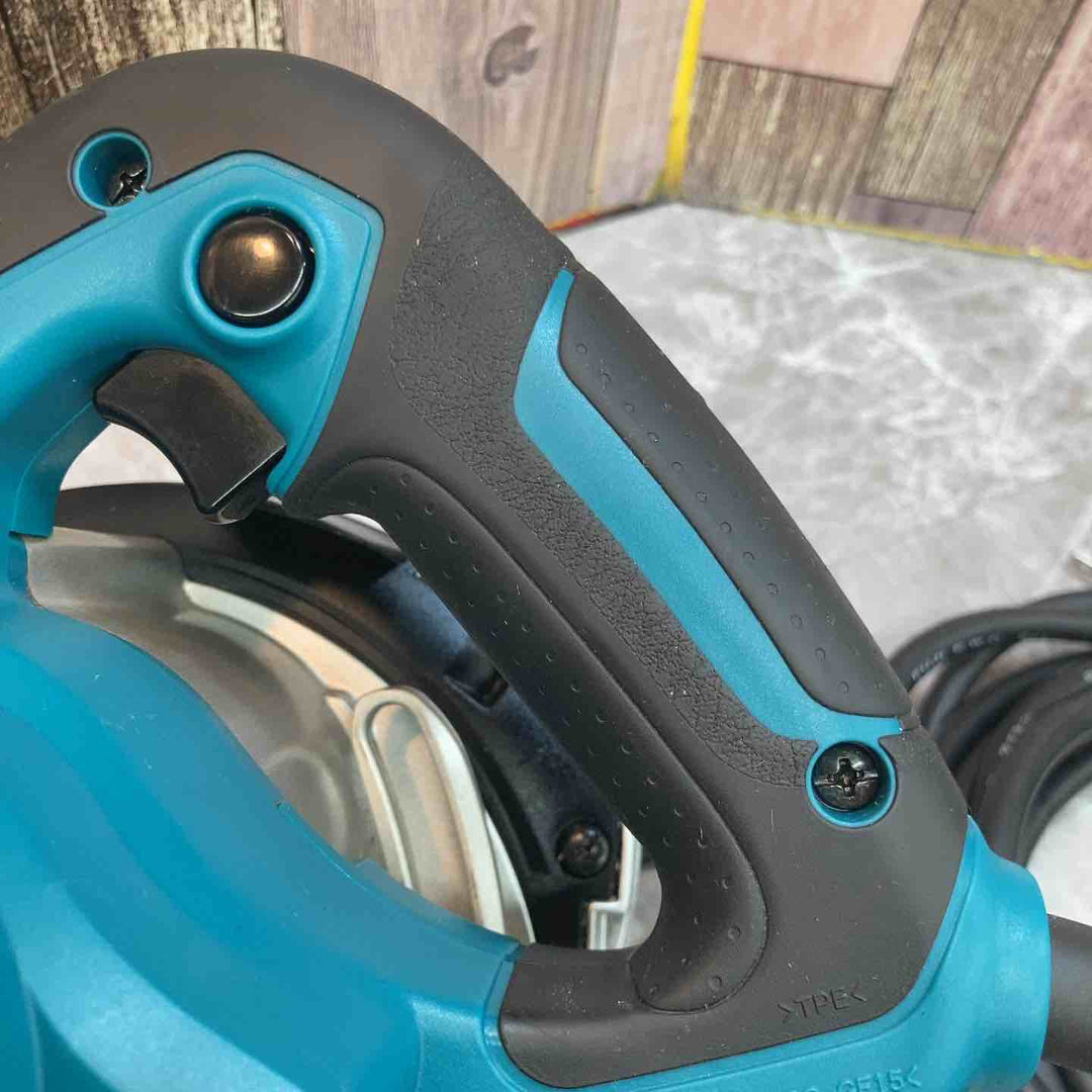 【中古品】★マキタ makita 147mm 電子マルノコ 5332C 本体のみ【八潮店】