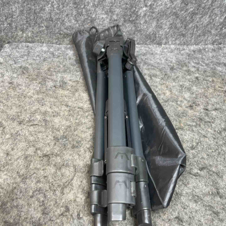 【未校正品】 Elikliv レーザー墨出し器 グリーンレーザー 【桶川店】