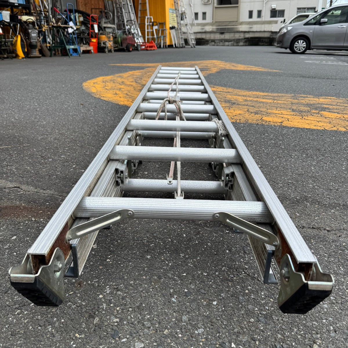 中古品・店頭受取り限定】 長谷川工業 ハセガワ Hasegawa 3連はしご