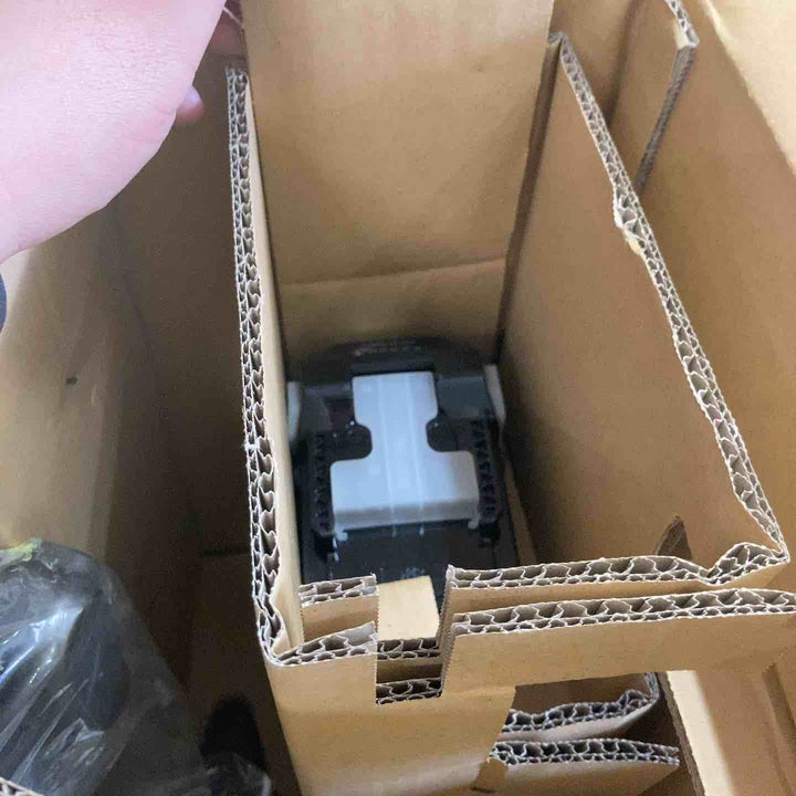 ★ハイコーキ(HIKOKI ※旧:日立工機) コードレス卓上スライド丸のこ C3606DRB(K)(XPS)【川崎店】