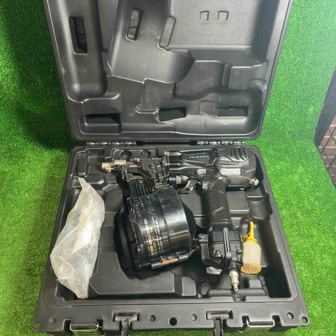 【中古品】 HiKOKI (ハイコーキ) 高圧ロール釘打機 アブソリュートブラック パワー切替機構・エアダスタ付 NV65HR2(SAB) 【藤沢店】