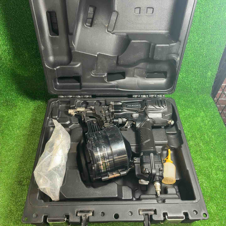 【中古品】 HiKOKI (ハイコーキ) 高圧ロール釘打機 アブソリュートブラック パワー切替機構・エアダスタ付 NV65HR2(SAB) 【藤沢店】