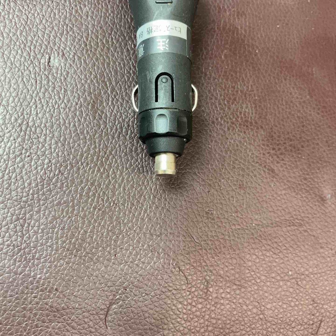 【中古品】 マキタ(makita) 自動車用充電器 DC18SE （シガーソケット 12V-24V専用) 【東大和店】