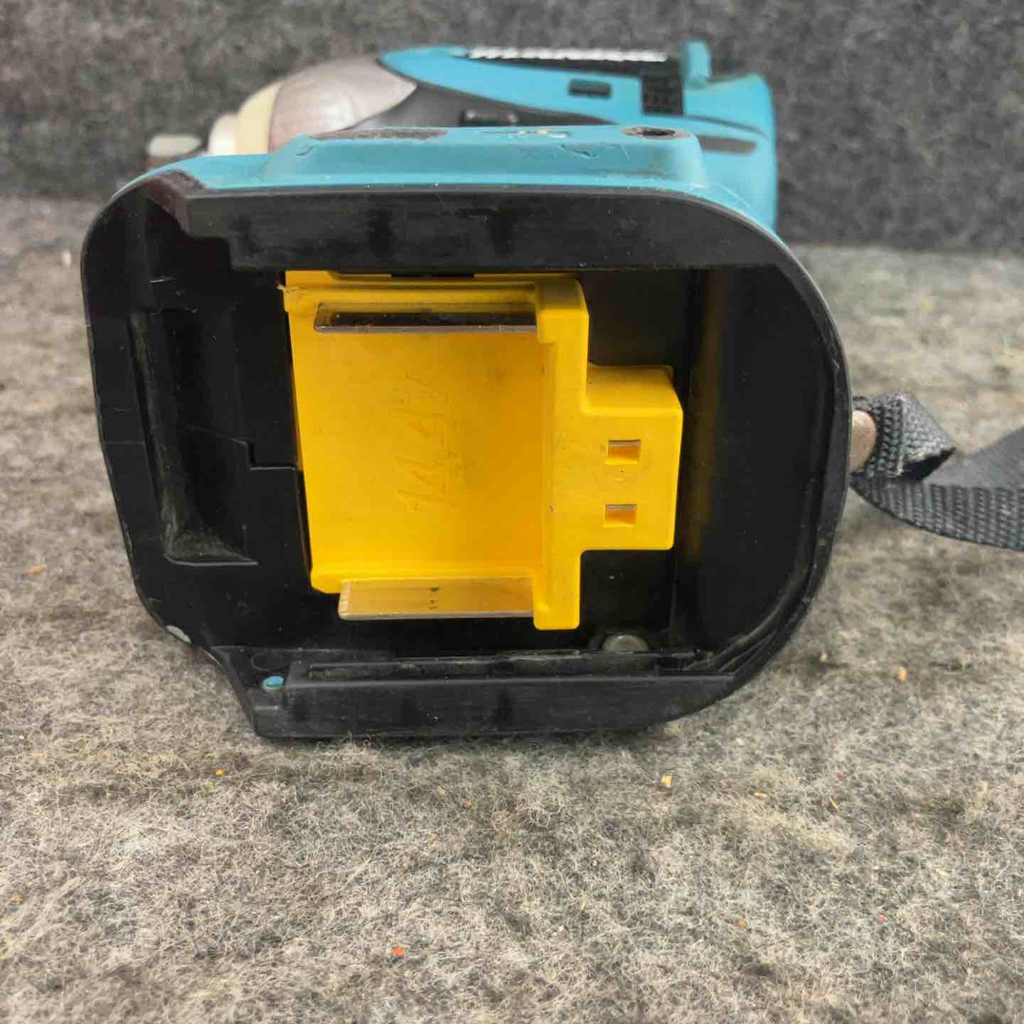 ☆マキタ(makita) コードレスインパクトドライバー TD135DSHX【鴻巣店