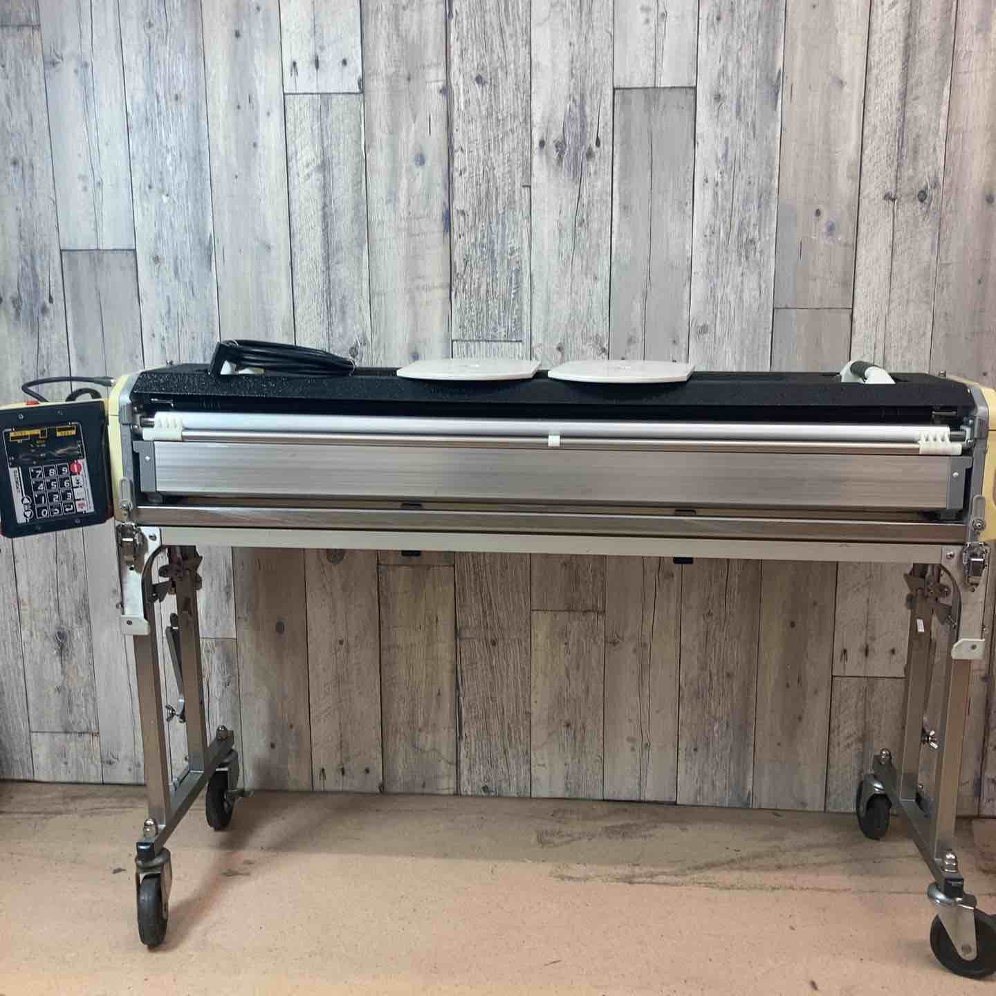 中古品／店頭受取り限定】 KLASS(極東産機)(KYOKUTO) 糊付け機 Hiβ