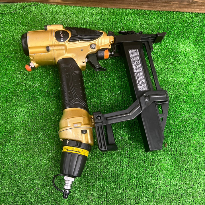 ★ハイコーキ(HIKOKI ※旧:日立工機) 高圧フロアタッカ N5004HMF【桶川店】